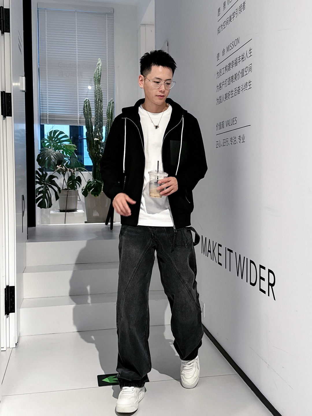 罗意威 2025秋冬最新爆款连帽外套 面料精选高支高密双股空气层长绒棉 手感超级舒服 logo精选全进口