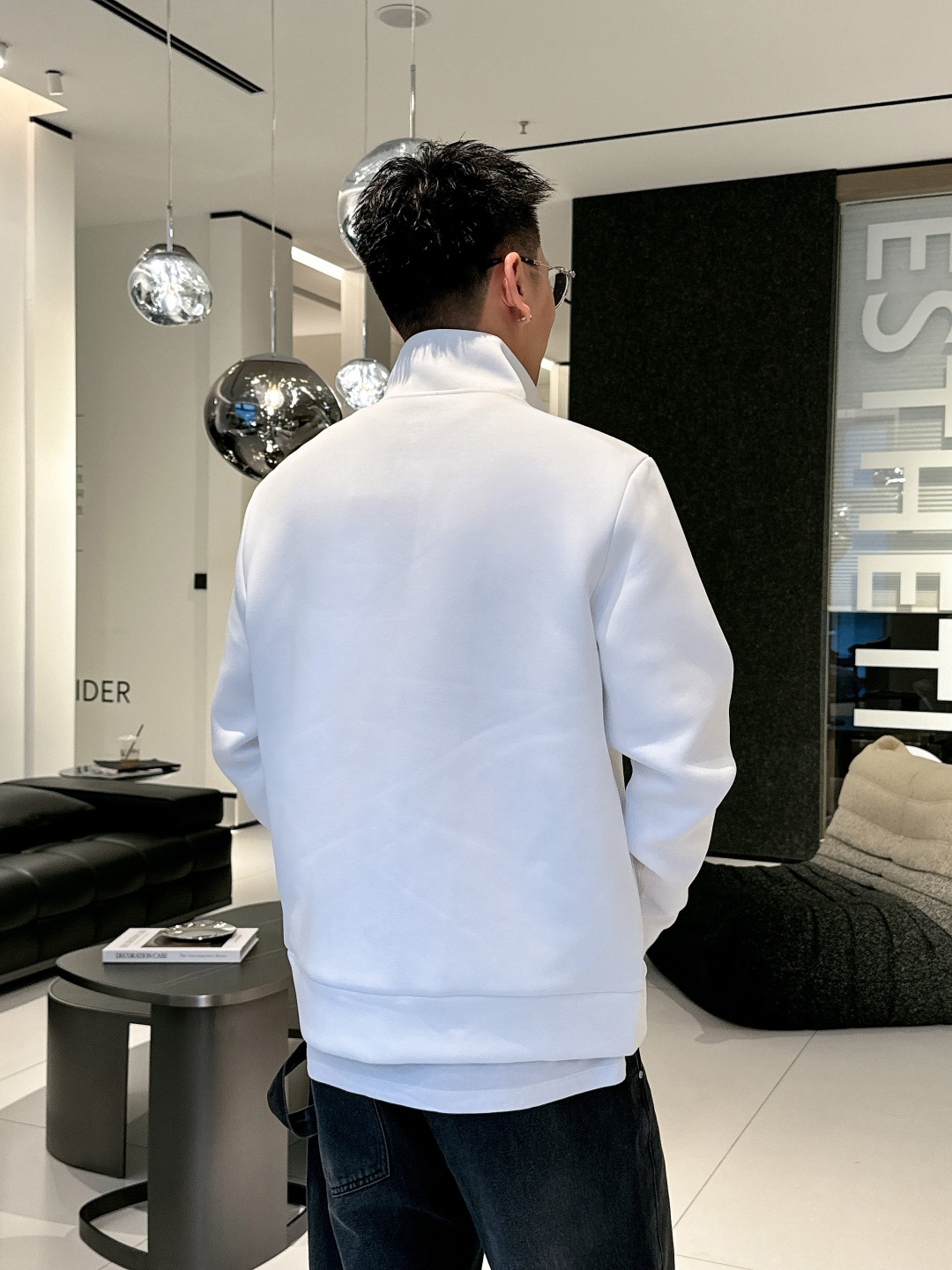 巴宝莉 2025秋冬最新爆款立领外套 面料精选高支高密双股空气层长绒棉 手感超级舒服 logo精选全进口