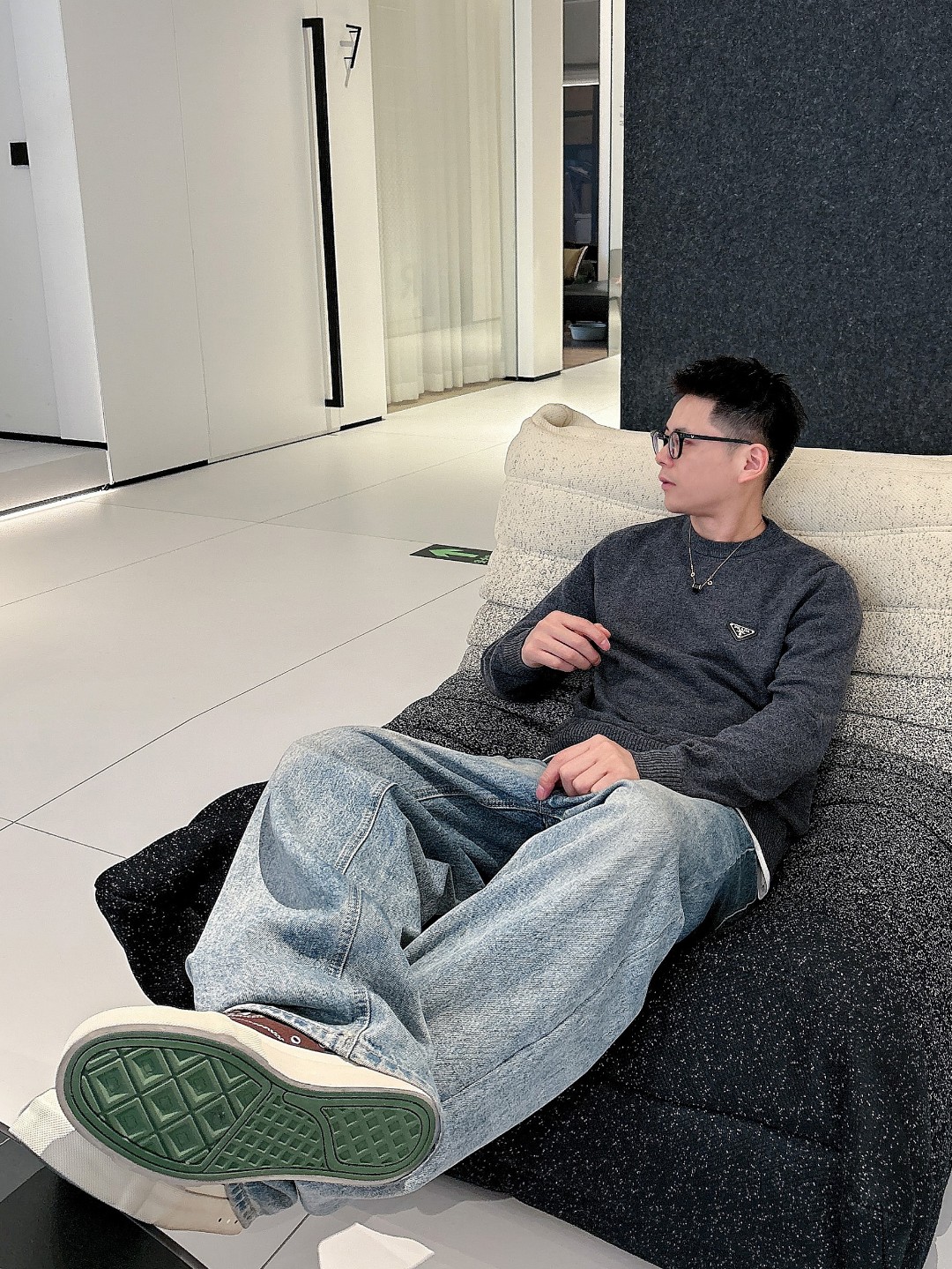 Prada 普拉达3标齐全 精美徽圆领毛衣精品羊毛混纺毛衫 男女款高端定制臻品系列 隶属品牌高端主线 专