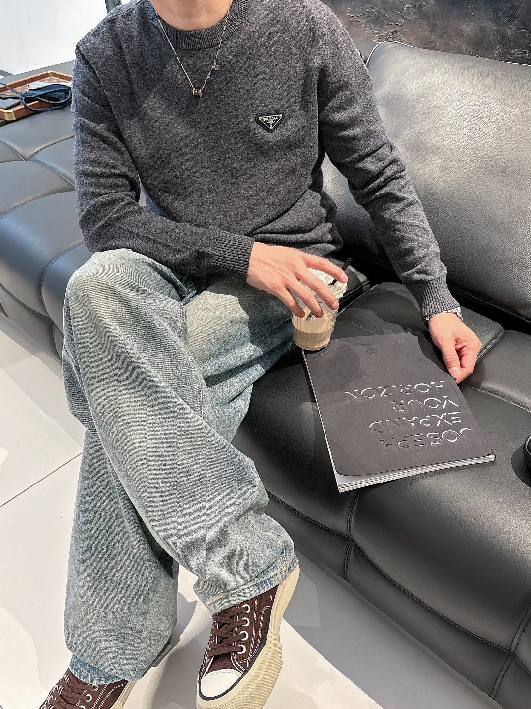 Prada 普拉达3标齐全 精美徽圆领毛衣精品羊毛混纺毛衫 男女款高端定制臻品系列 隶属品牌高端主线 专