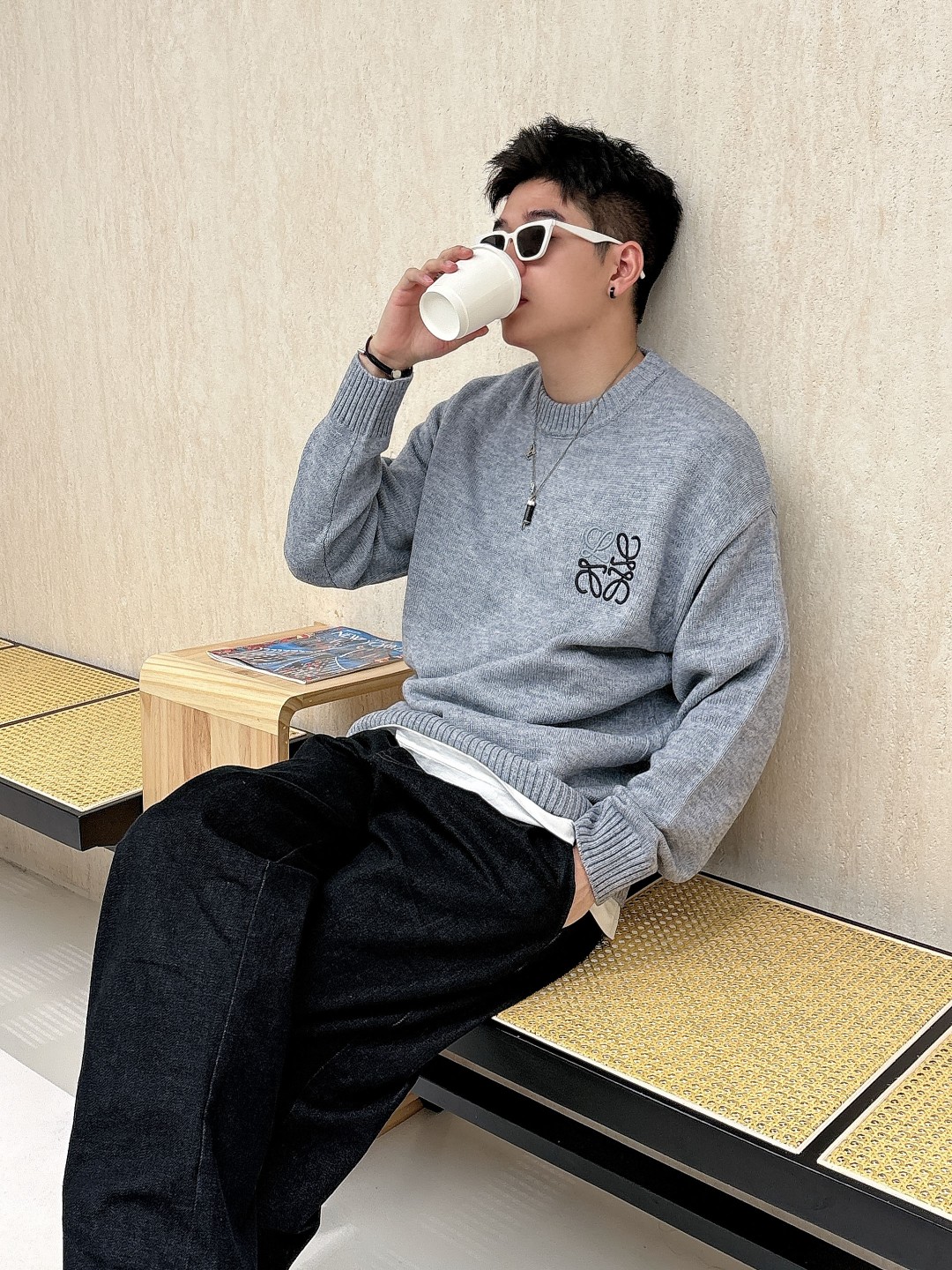 罗意威 毛衣 2025秋冬最新系列，专柜1:1顶级复刻，全品相！加厚款，潮人必备单品！懂货的老铁赶紧下手