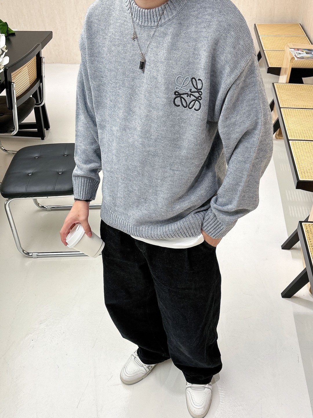 罗意威 毛衣 2025秋冬最新系列，专柜1:1顶级复刻，全品相！加厚款，潮人必备单品！懂货的老铁赶紧下手