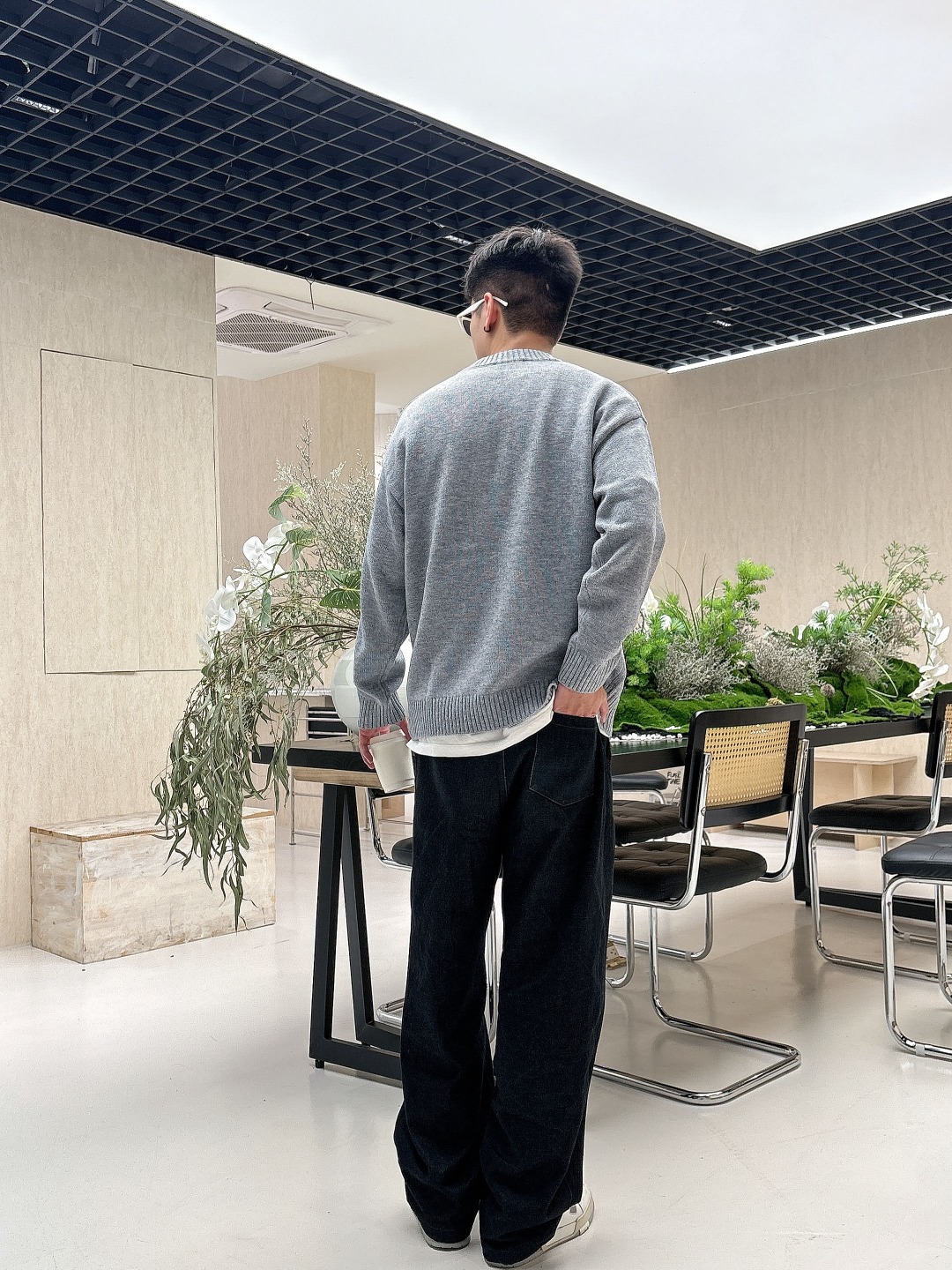 罗意威 毛衣 2025秋冬最新系列，专柜1:1顶级复刻，全品相！加厚款，潮人必备单品！懂货的老铁赶紧下手