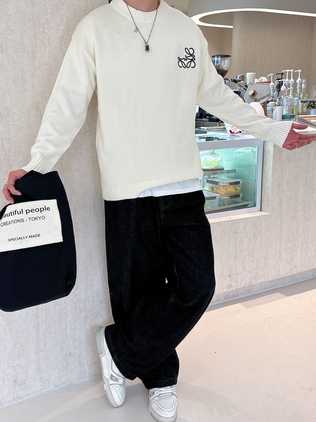 罗意威 毛衣 2025秋冬最新系列，专柜1:1顶级复刻，全品相！加厚款，潮人必备单品！懂货的老铁赶紧下手