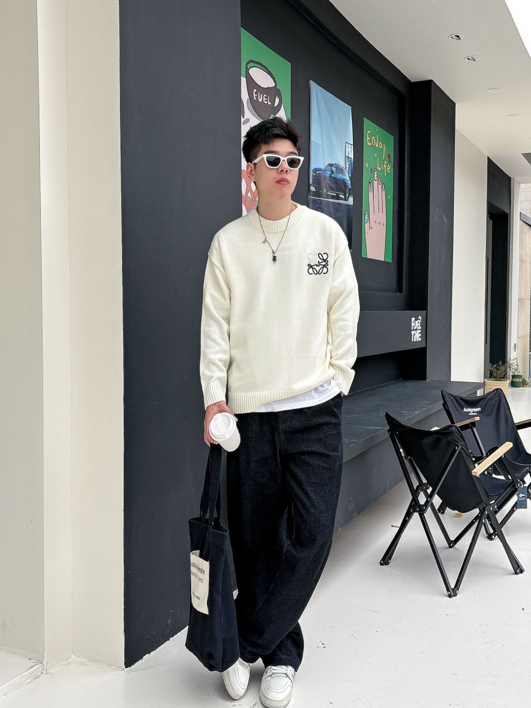 罗意威 毛衣 2025秋冬最新系列，专柜1:1顶级复刻，全品相！加厚款，潮人必备单品！懂货的老铁赶紧下手