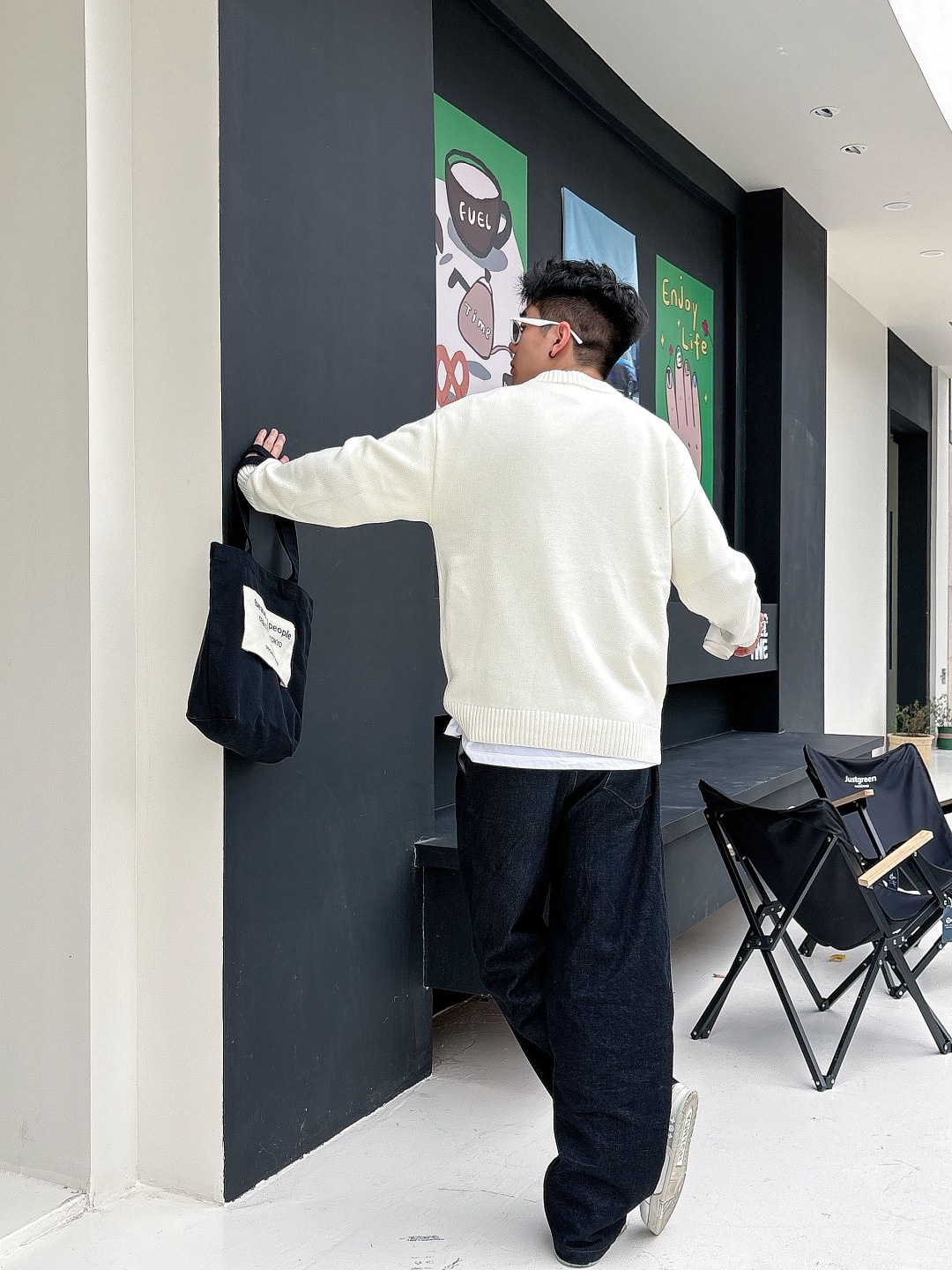 罗意威 毛衣 2025秋冬最新系列，专柜1:1顶级复刻，全品相！加厚款，潮人必备单品！懂货的老铁赶紧下手