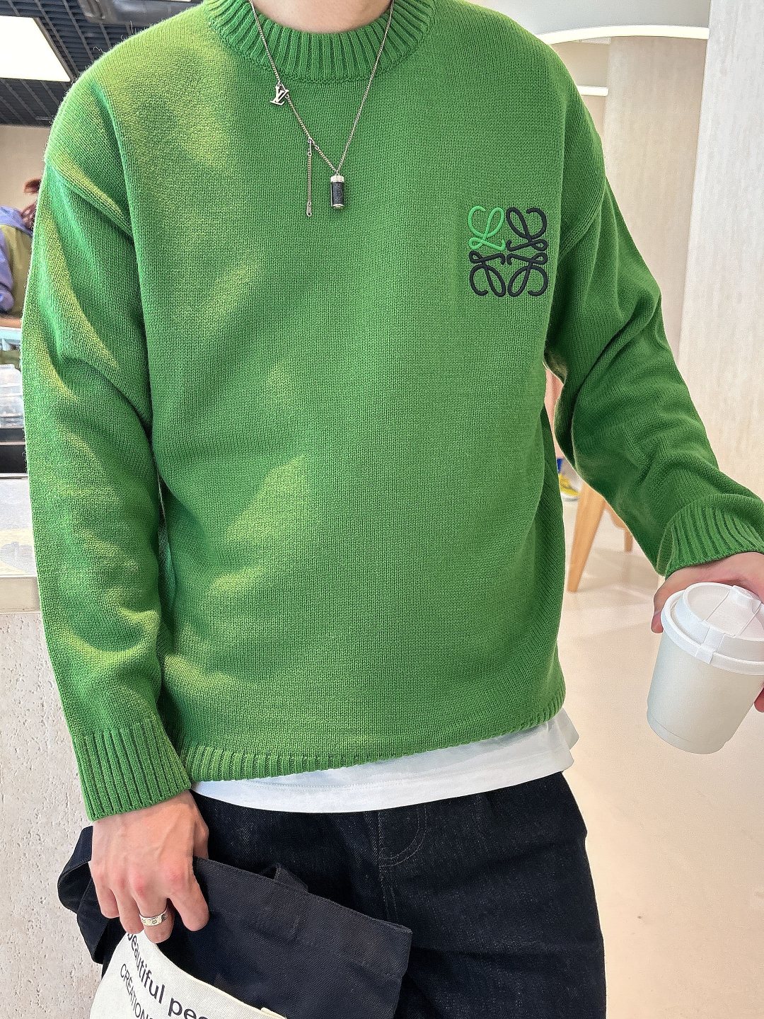 罗意威 毛衣 2025秋冬最新系列，专柜1:1顶级复刻，全品相！加厚款，潮人必备单品！懂货的老铁赶紧下手