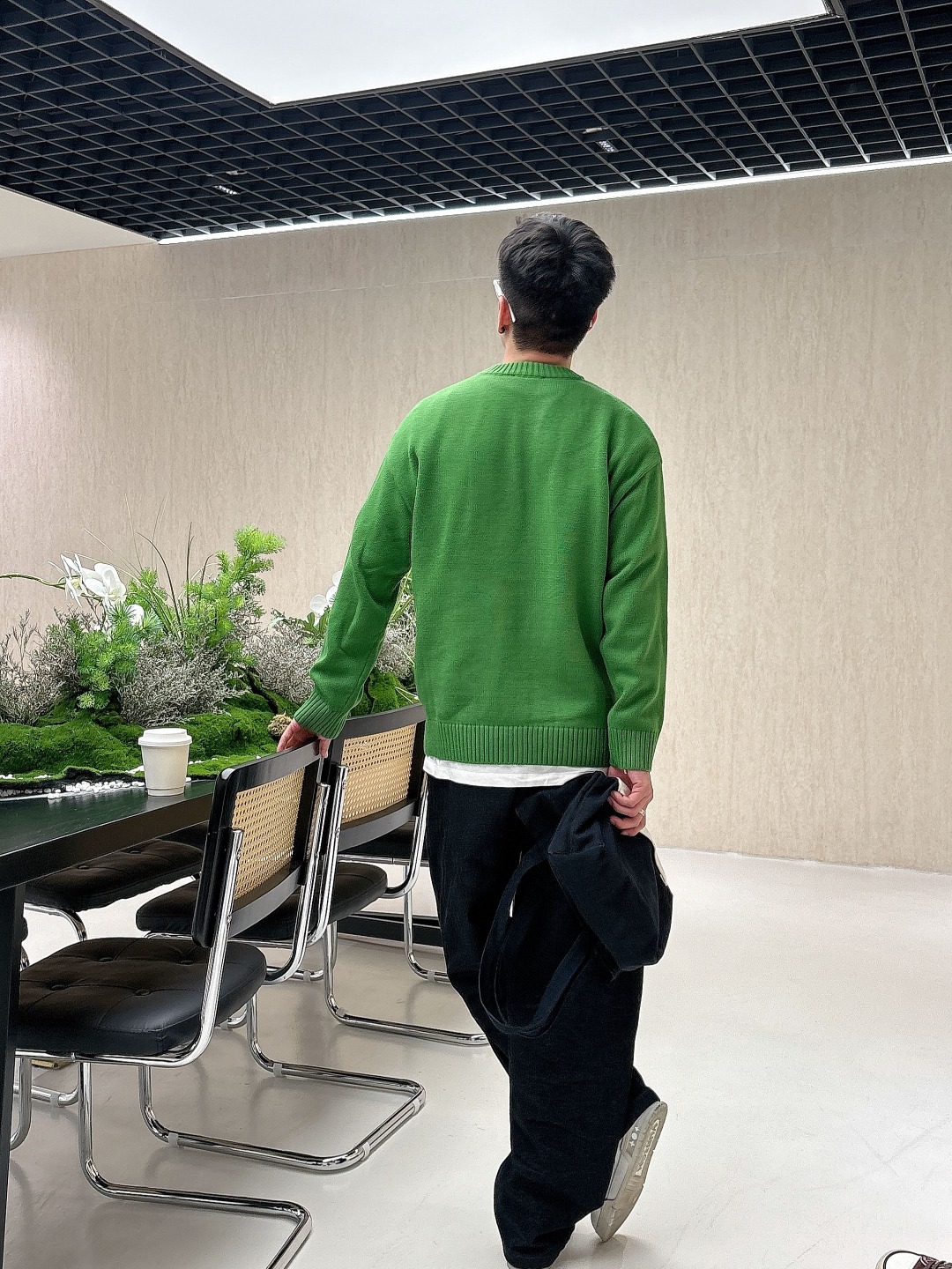 罗意威 毛衣 2025秋冬最新系列，专柜1:1顶级复刻，全品相！加厚款，潮人必备单品！懂货的老铁赶紧下手