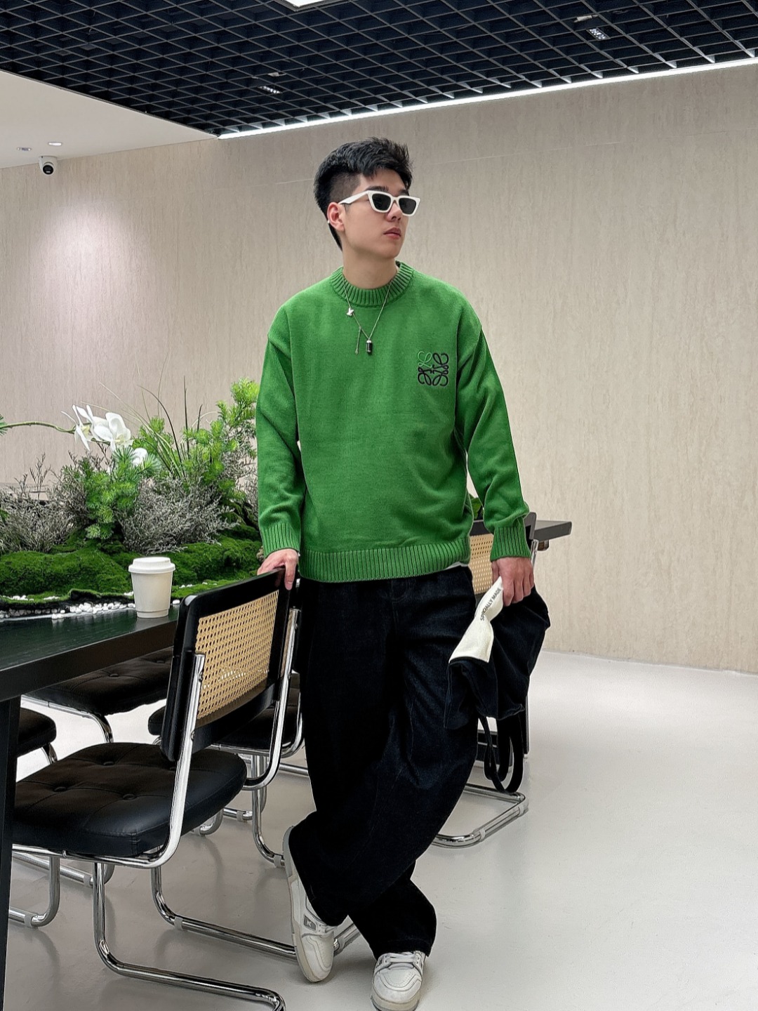 罗意威 毛衣 2025秋冬最新系列，专柜1:1顶级复刻，全品相！加厚款，潮人必备单品！懂货的老铁赶紧下手