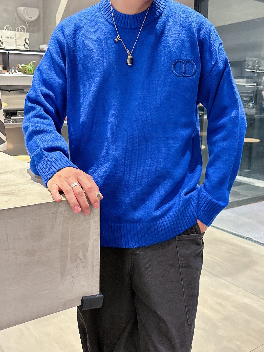 迪奥 毛衣 2025秋冬最新系列，专柜1:1顶级复刻，全品相！加厚款，潮人必备单品！懂货的老铁赶紧下手，