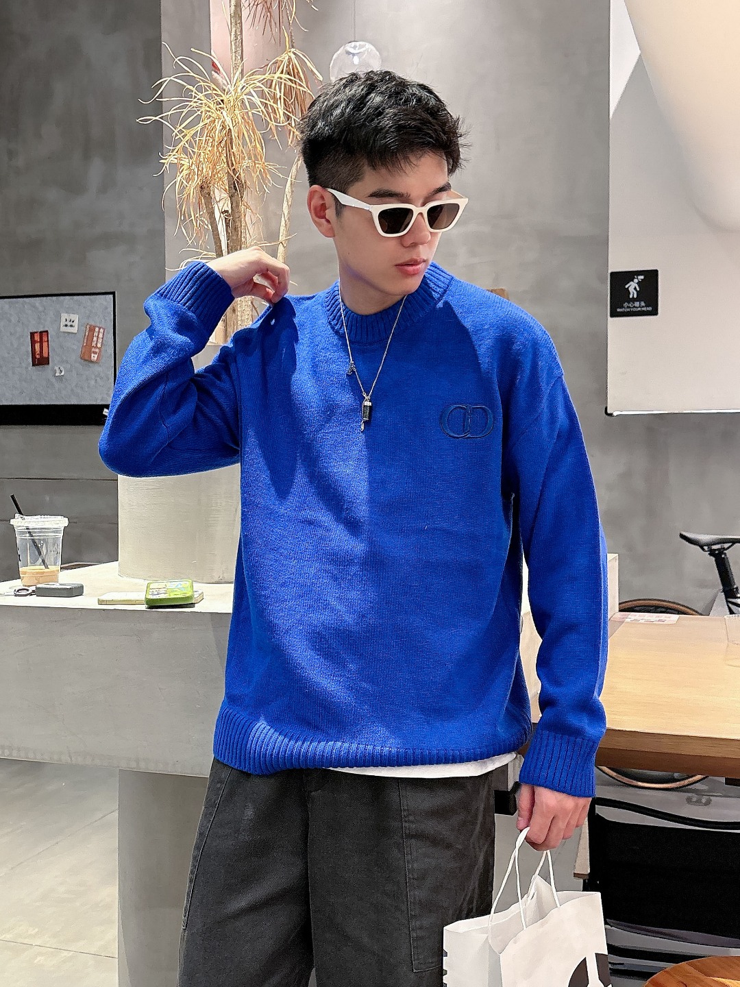 迪奥 毛衣 2025秋冬最新系列，专柜1:1顶级复刻，全品相！加厚款，潮人必备单品！懂货的老铁赶紧下手，