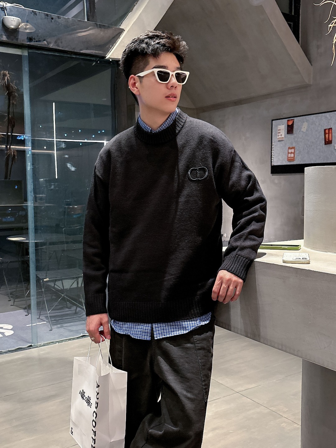 迪奥 毛衣 2025秋冬最新系列，专柜1:1顶级复刻，全品相！加厚款，潮人必备单品！懂货的老铁赶紧下手，