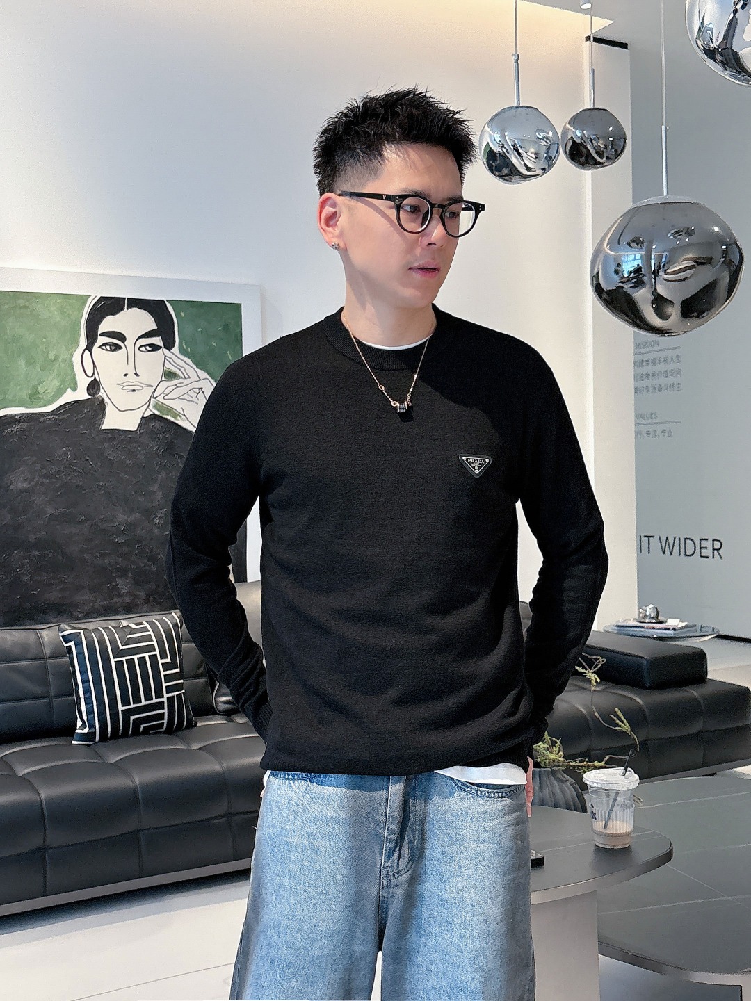 Prada 普拉达3标齐全 精美徽圆领毛衣精品羊毛混纺毛衫 男女款高端定制臻品系列 隶属品牌高端主线 专