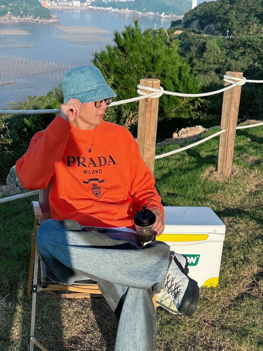 普拉达 毛衣 2025秋冬最新系列，专柜1:1顶级复刻，全品相！加厚款，潮人必备单品！懂货的老铁赶紧下手