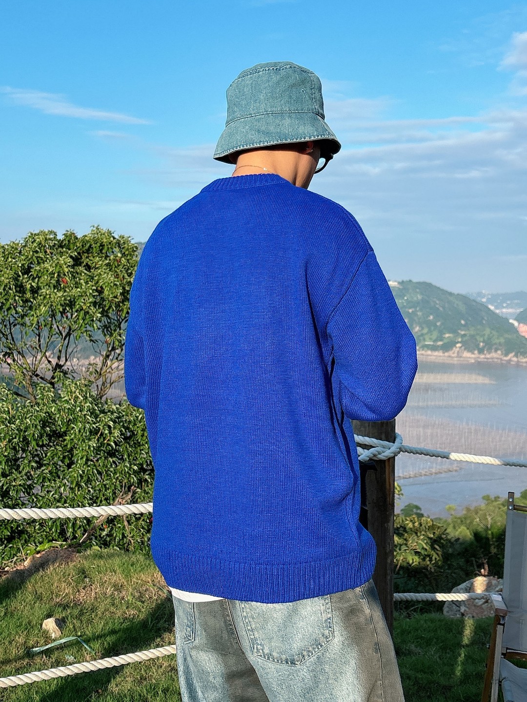 普拉达 毛衣 2025秋冬最新系列，专柜1:1顶级复刻，全品相！加厚款，潮人必备单品！懂货的老铁赶紧下手