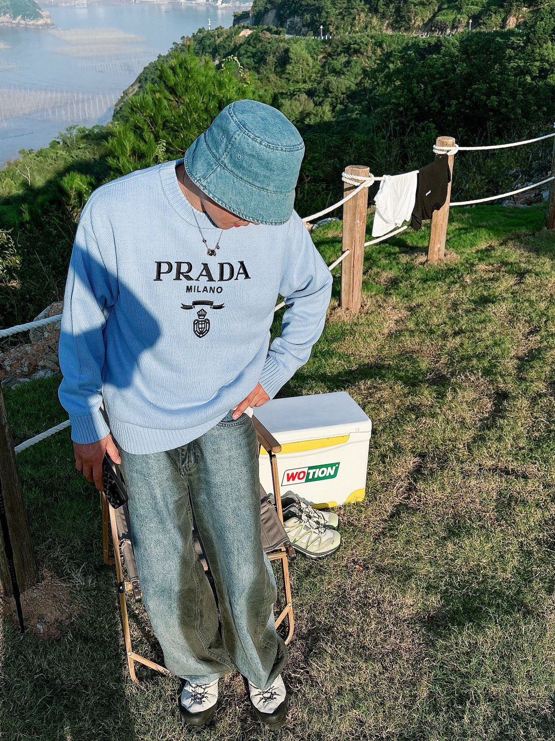 普拉达 毛衣 2025秋冬最新系列，专柜1:1顶级复刻，全品相！加厚款，潮人必备单品！懂货的老铁赶紧下手