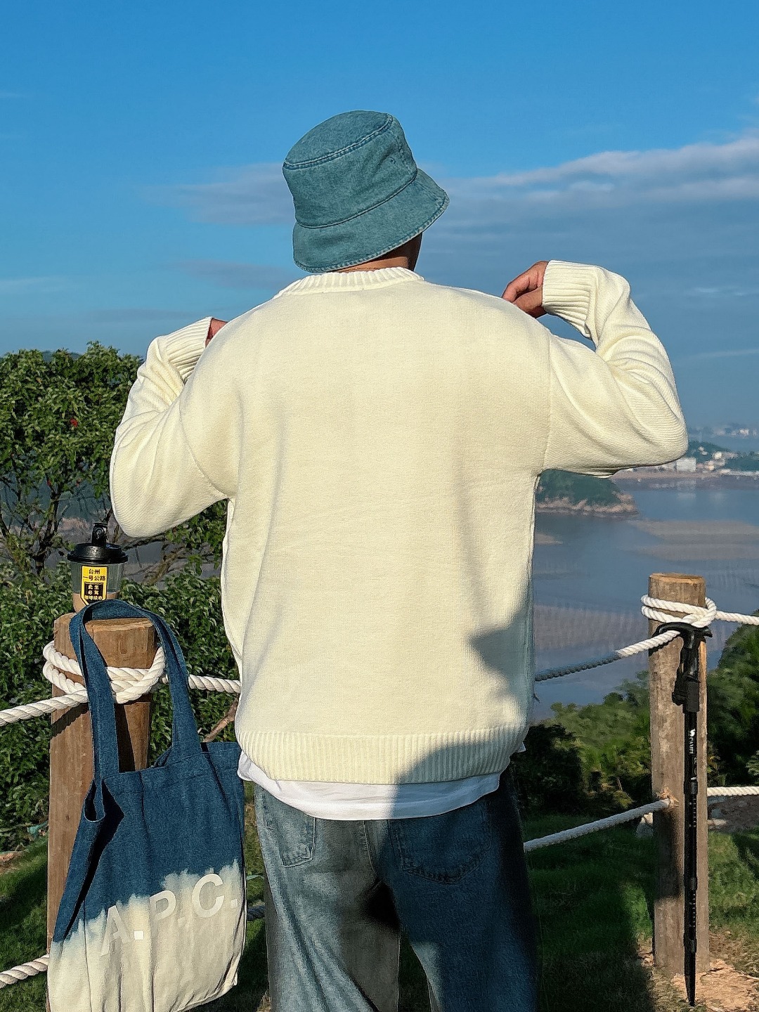 普拉达 毛衣 2025秋冬最新系列，专柜1:1顶级复刻，全品相！加厚款，潮人必备单品！懂货的老铁赶紧下手