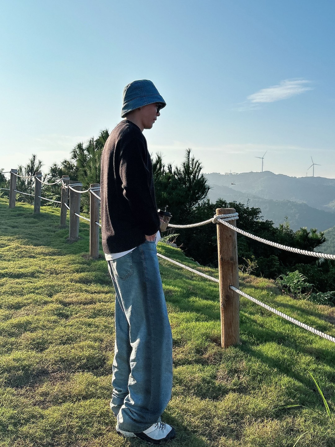 普拉达 毛衣 2025秋冬最新系列，专柜1:1顶级复刻，全品相！加厚款，潮人必备单品！懂货的老铁赶紧下手