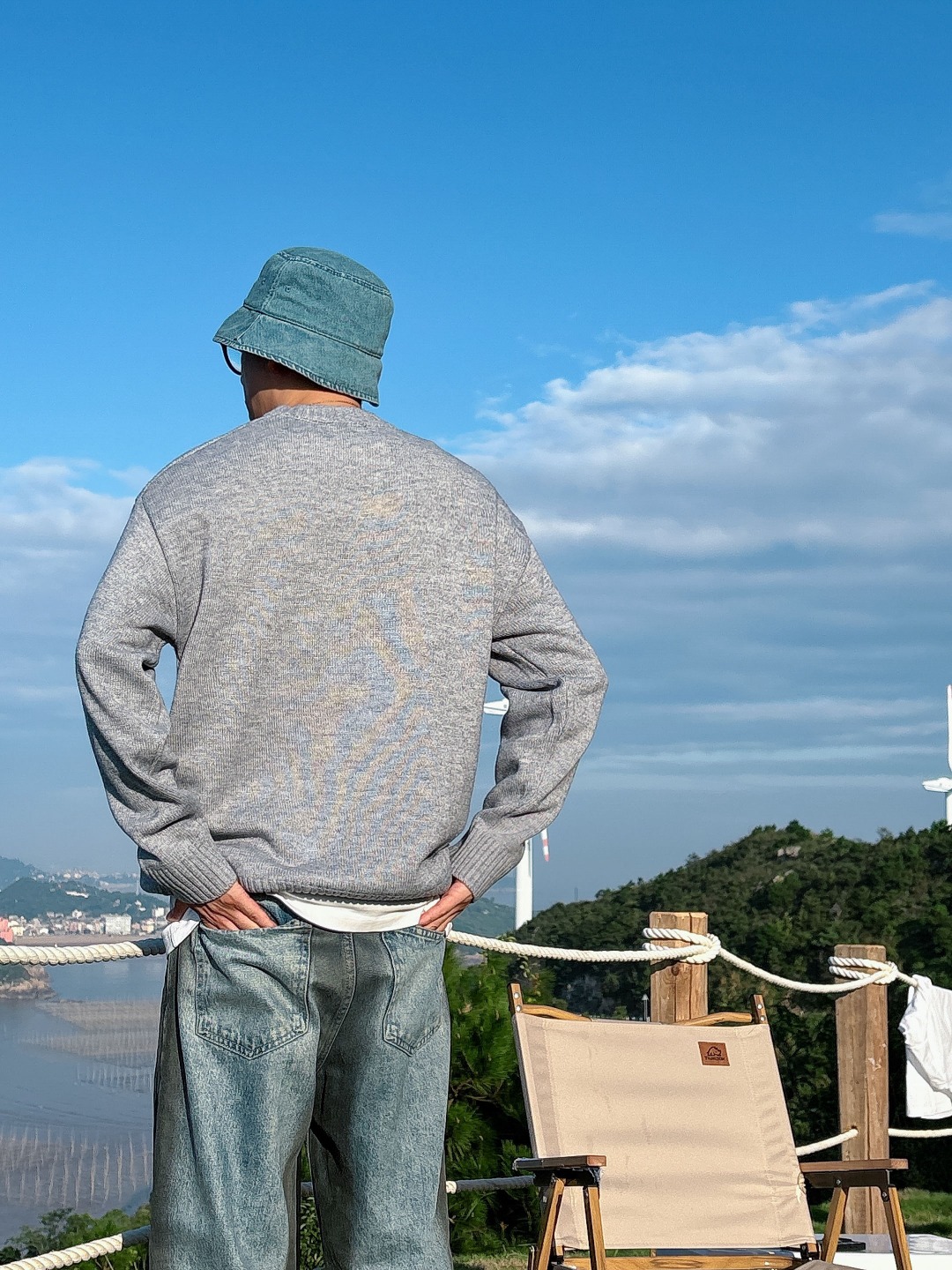 普拉达 毛衣 2025秋冬最新系列，专柜1:1顶级复刻，全品相！加厚款，潮人必备单品！懂货的老铁赶紧下手