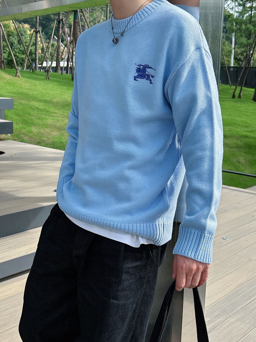 巴宝莉💥独家专供新品时尚休闲毛衣 进口原版科技面料，柔软舒适，上身舒适透气，亲肤不扎人，独特混搭设计风格