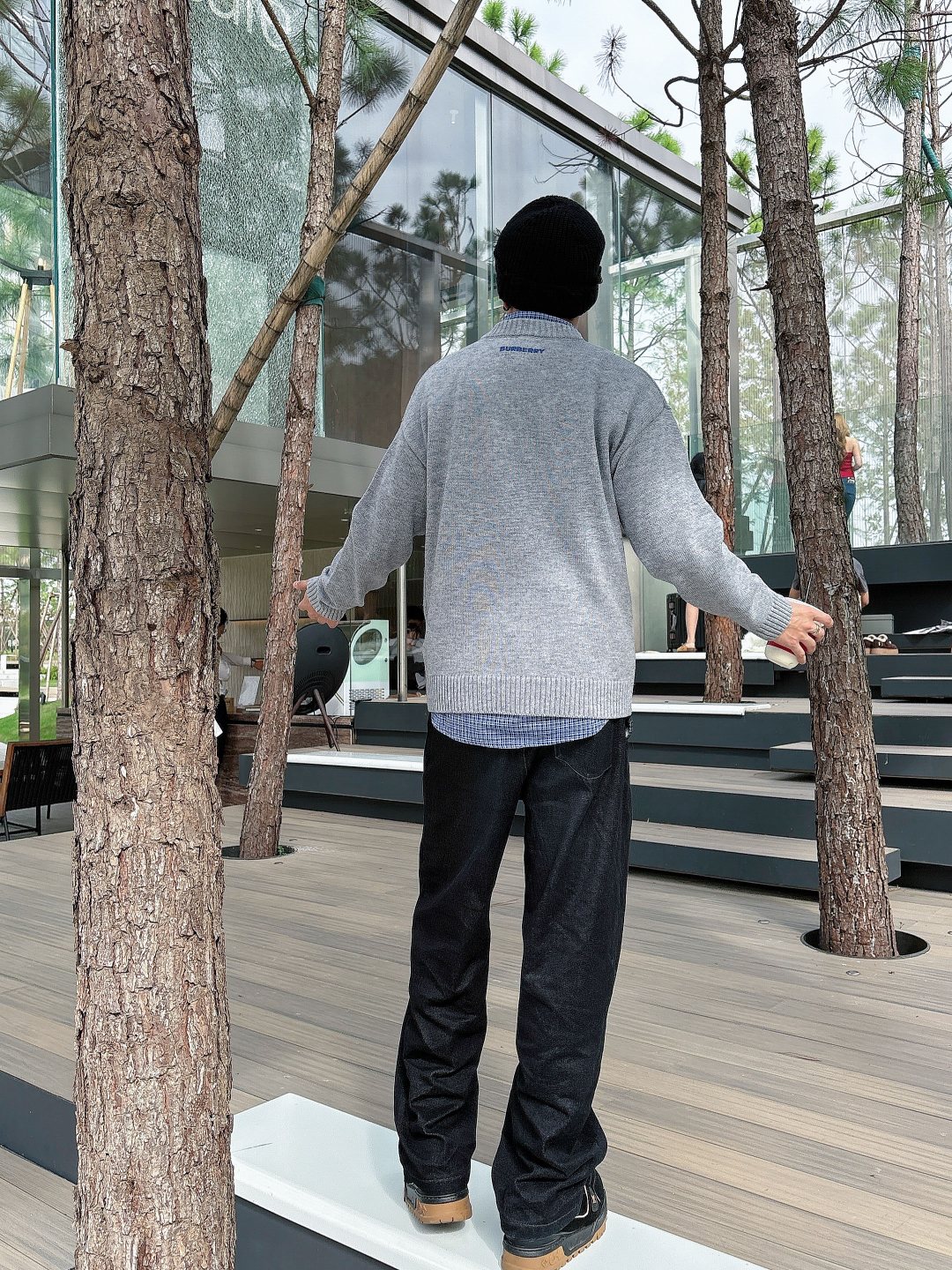 巴宝莉💥独家专供新品时尚休闲毛衣 进口原版科技面料，柔软舒适，上身舒适透气，亲肤不扎人，独特混搭设计风格