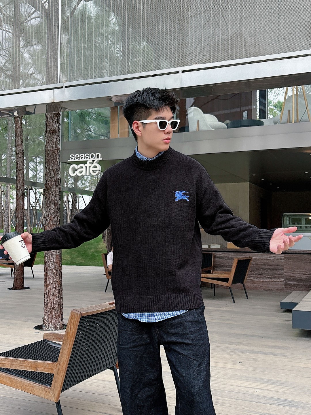 巴宝莉💥独家专供新品时尚休闲毛衣 进口原版科技面料，柔软舒适，上身舒适透气，亲肤不扎人，独特混搭设计风格