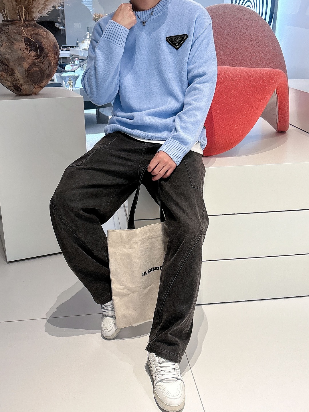 普拉达💥独家专供新品时尚休闲毛衣 进口原版科技面料，柔软舒适，上身舒适透气，亲肤不扎人，独特混搭设计风格