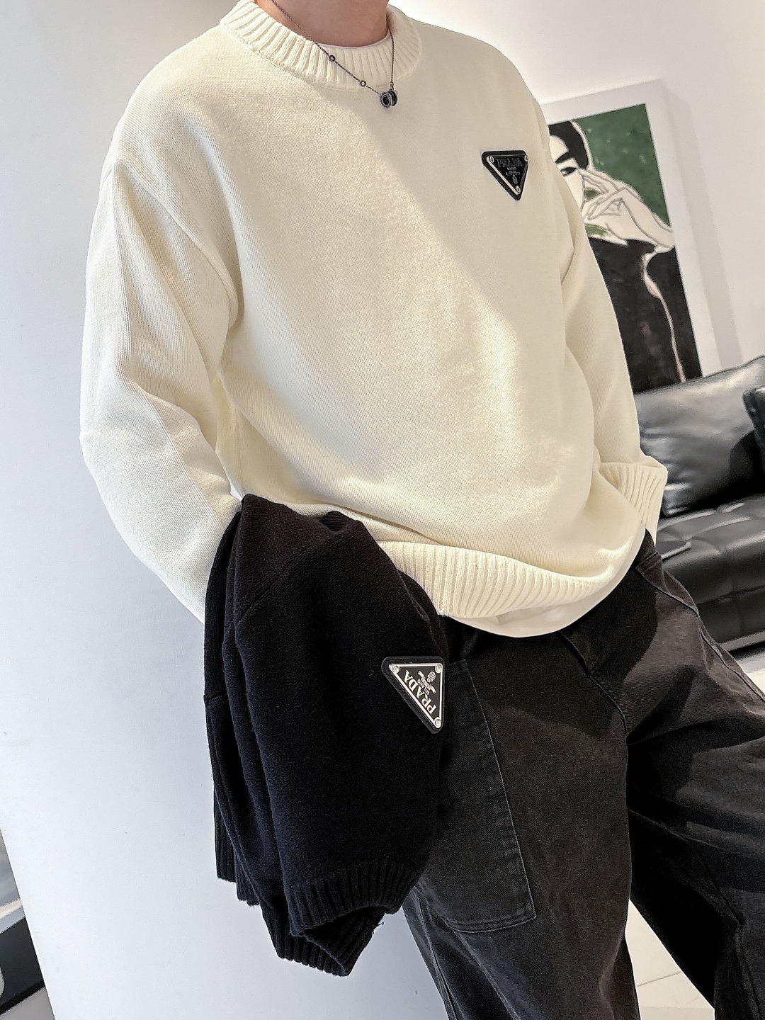 普拉达💥独家专供新品时尚休闲毛衣 进口原版科技面料，柔软舒适，上身舒适透气，亲肤不扎人，独特混搭设计风格