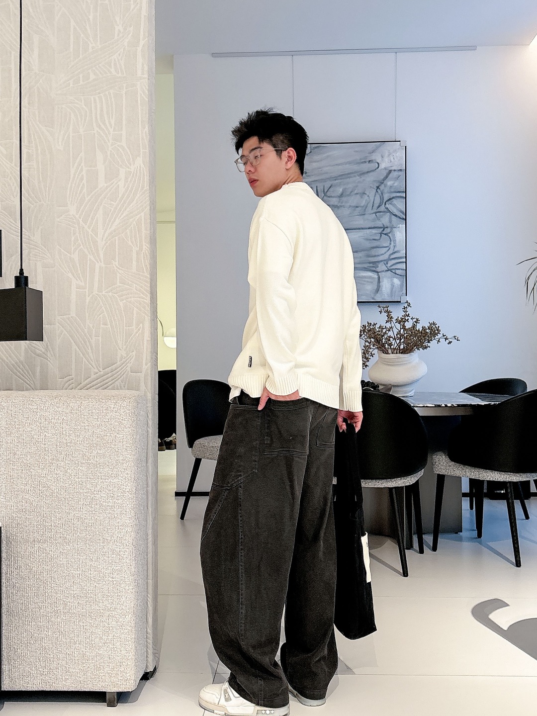 普拉达💥独家专供新品时尚休闲毛衣 进口原版科技面料，柔软舒适，上身舒适透气，亲肤不扎人，独特混搭设计风格