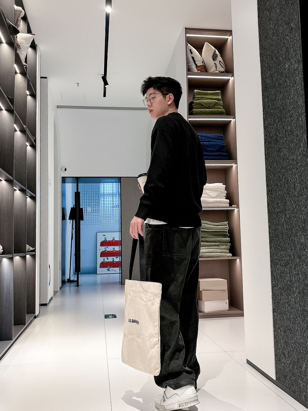 普拉达💥独家专供新品时尚休闲毛衣 进口原版科技面料，柔软舒适，上身舒适透气，亲肤不扎人，独特混搭设计风格