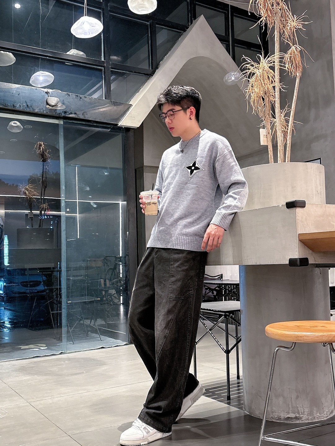 Lv💥独家专供新品时尚休闲毛衣 进口原版科技面料，柔软舒适，上身舒适透气，亲肤不扎人，独特混搭设计风格，