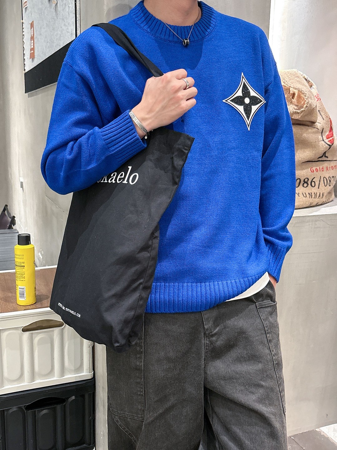 Lv💥独家专供新品时尚休闲毛衣 进口原版科技面料，柔软舒适，上身舒适透气，亲肤不扎人，独特混搭设计风格，