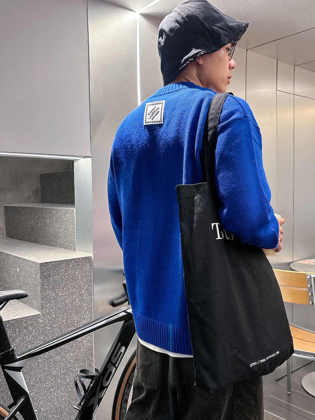 Lv💥独家专供新品时尚休闲毛衣 进口原版科技面料，柔软舒适，上身舒适透气，亲肤不扎人，独特混搭设计风格，