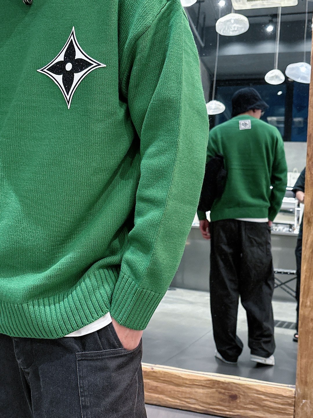 Lv💥独家专供新品时尚休闲毛衣 进口原版科技面料，柔软舒适，上身舒适透气，亲肤不扎人，独特混搭设计风格，