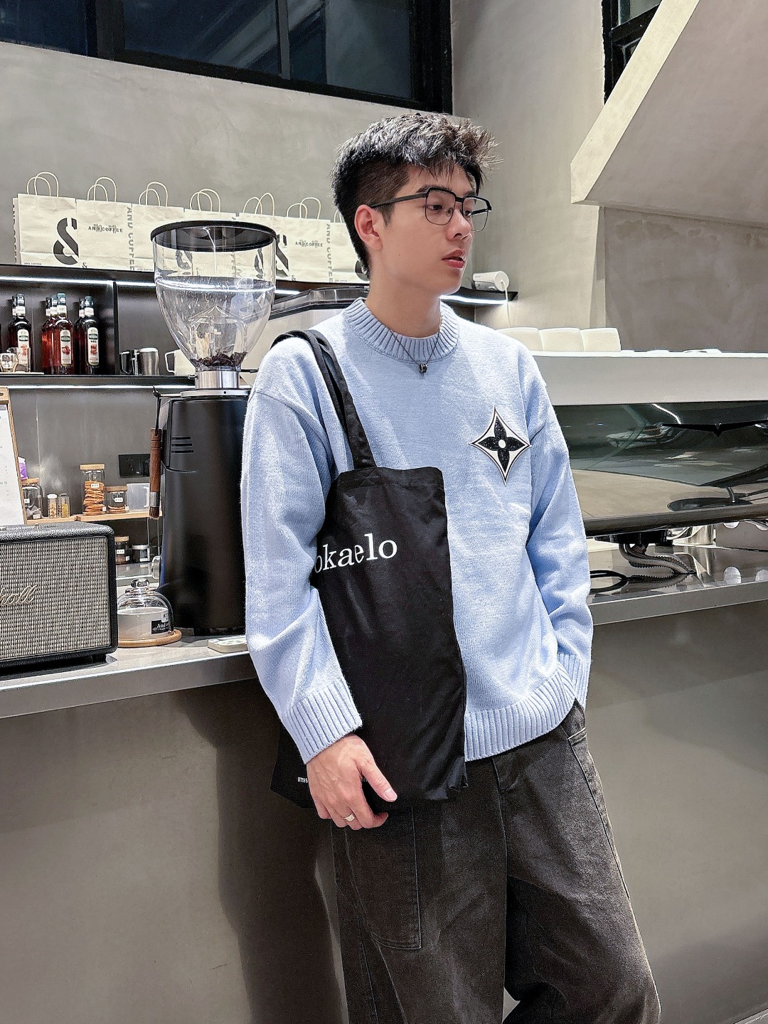 Lv💥独家专供新品时尚休闲毛衣 进口原版科技面料，柔软舒适，上身舒适透气，亲肤不扎人，独特混搭设计风格，