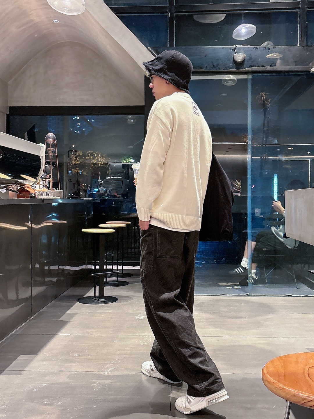 Lv💥独家专供新品时尚休闲毛衣 进口原版科技面料，柔软舒适，上身舒适透气，亲肤不扎人，独特混搭设计风格，