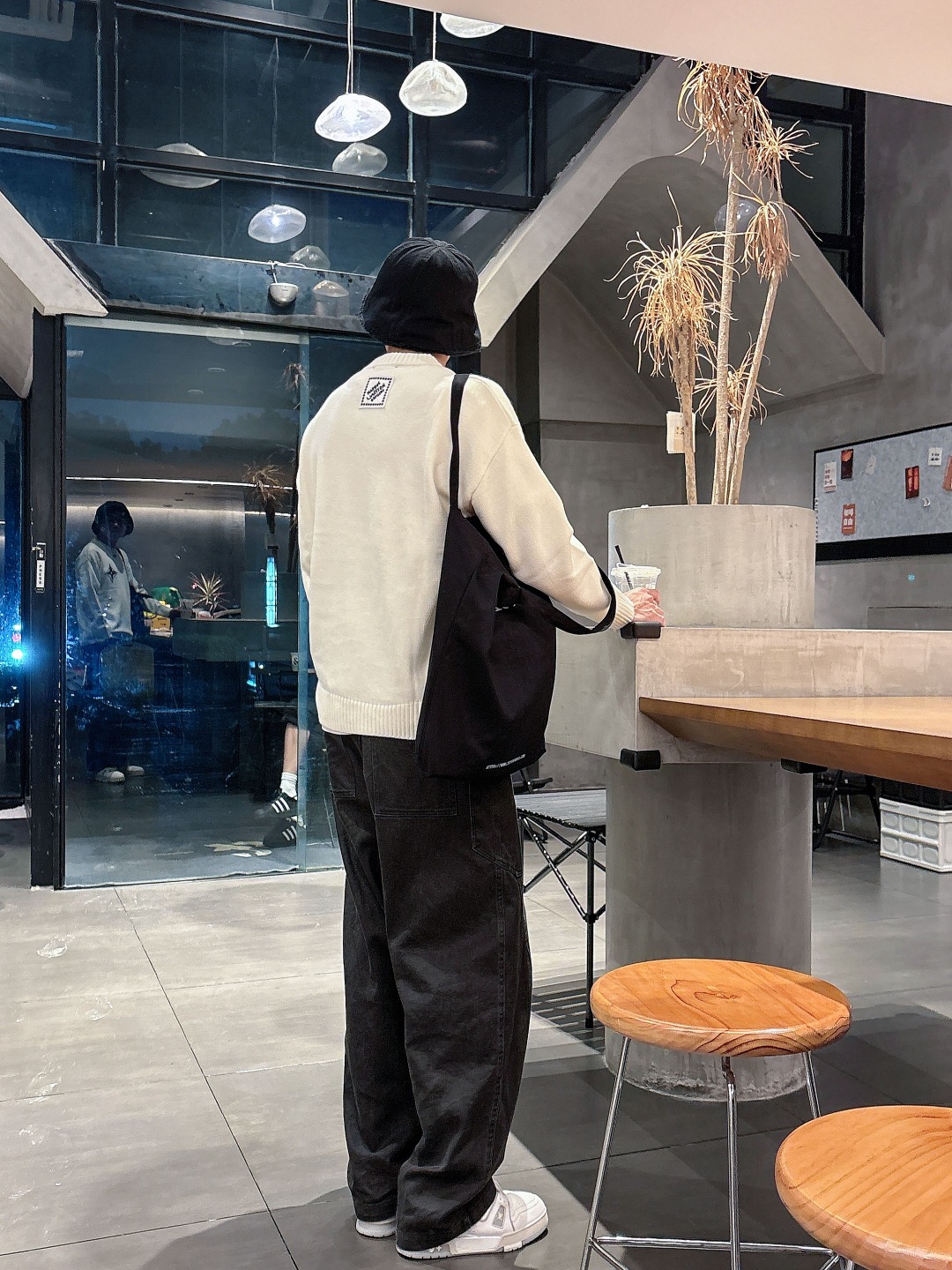 Lv💥独家专供新品时尚休闲毛衣 进口原版科技面料，柔软舒适，上身舒适透气，亲肤不扎人，独特混搭设计风格，