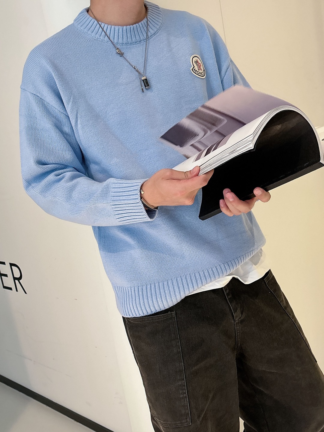 蒙口 💥独家专供新品时尚休闲毛衣 进口原版科技面料，柔软舒适，上身舒适透气，亲肤不扎人，独特混搭设计风格