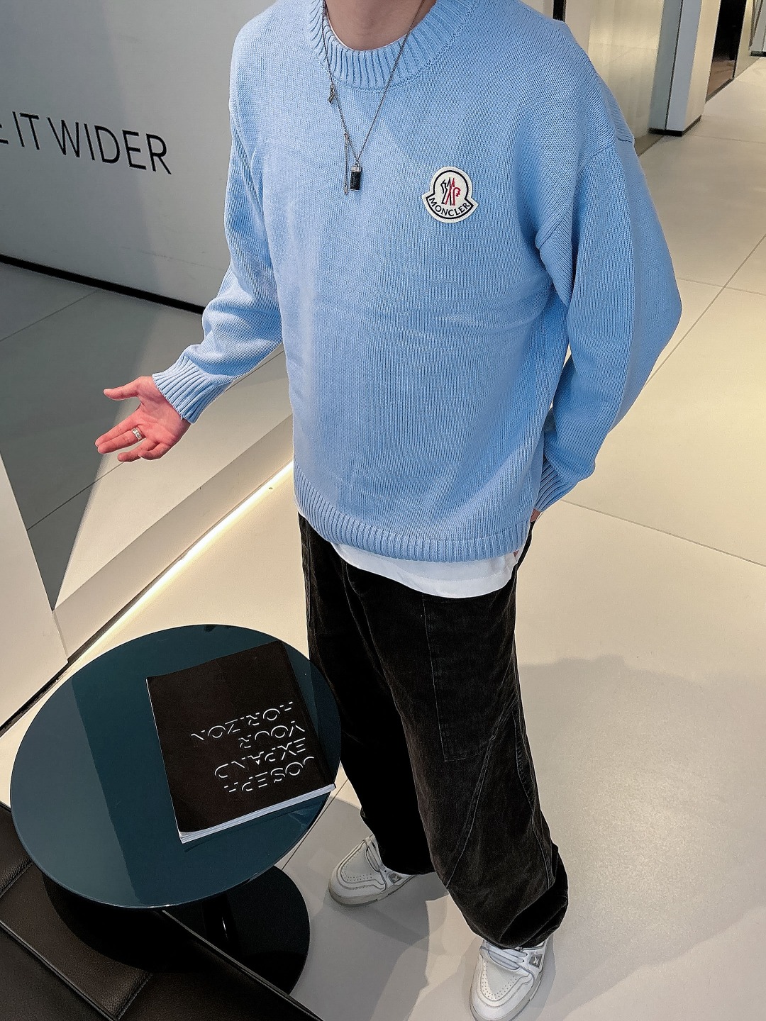 蒙口 💥独家专供新品时尚休闲毛衣 进口原版科技面料，柔软舒适，上身舒适透气，亲肤不扎人，独特混搭设计风格