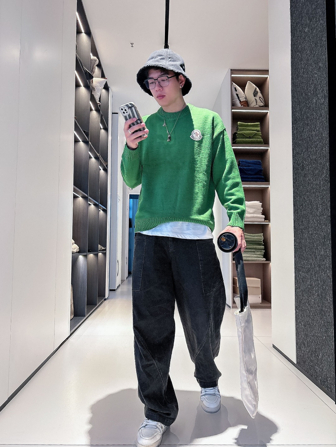 蒙口 💥独家专供新品时尚休闲毛衣 进口原版科技面料，柔软舒适，上身舒适透气，亲肤不扎人，独特混搭设计风格