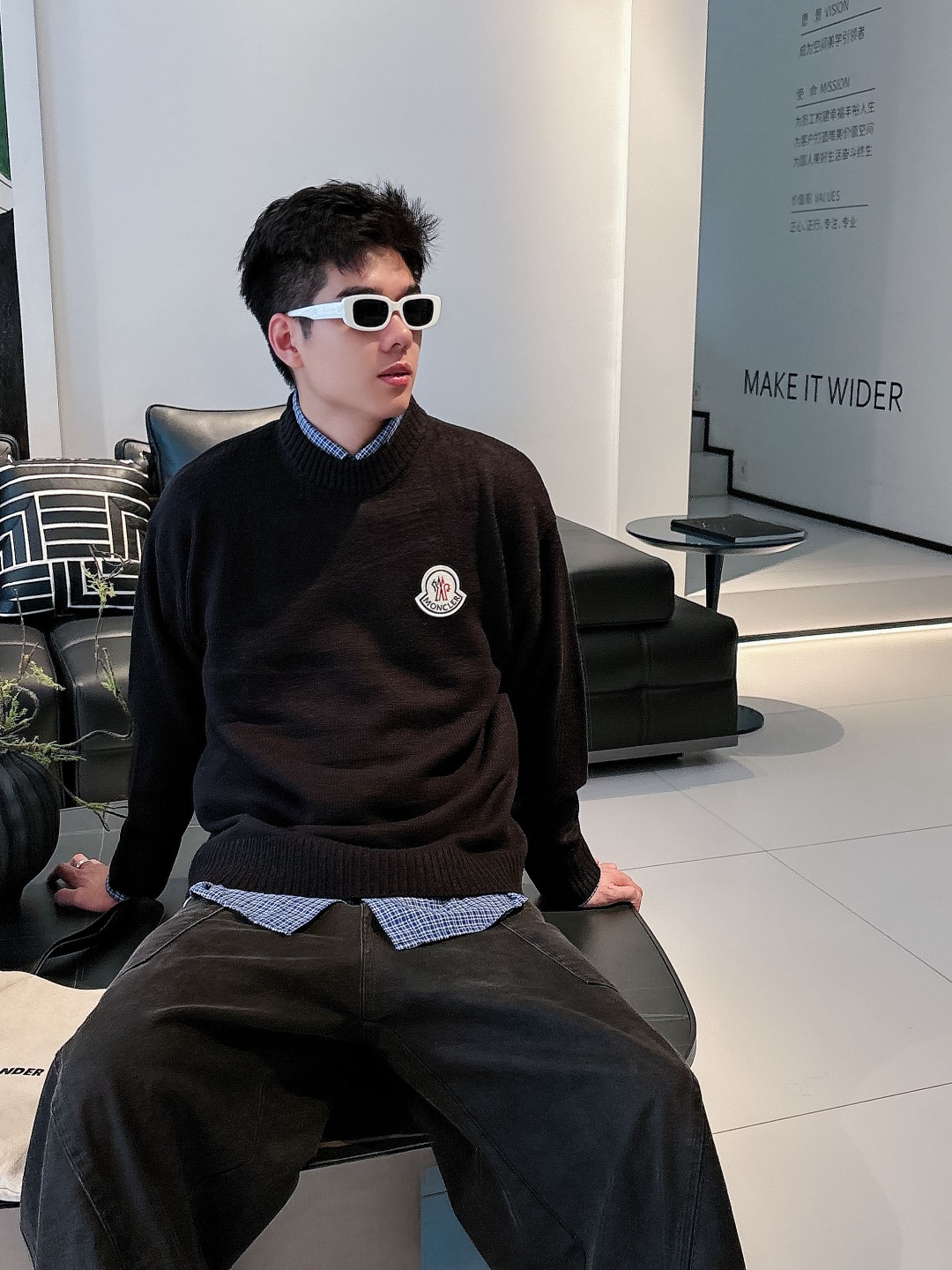 蒙口 💥独家专供新品时尚休闲毛衣 进口原版科技面料，柔软舒适，上身舒适透气，亲肤不扎人，独特混搭设计风格