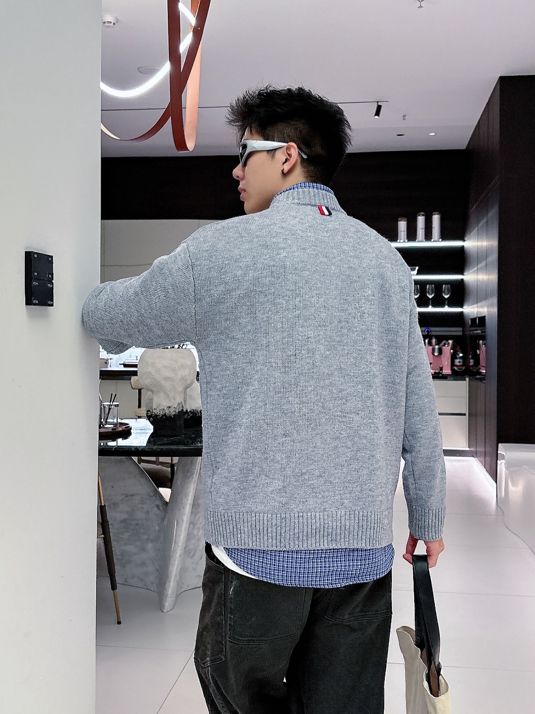 蒙口 💥独家专供新品时尚休闲毛衣 进口原版科技面料，柔软舒适，上身舒适透气，亲肤不扎人，独特混搭设计风格