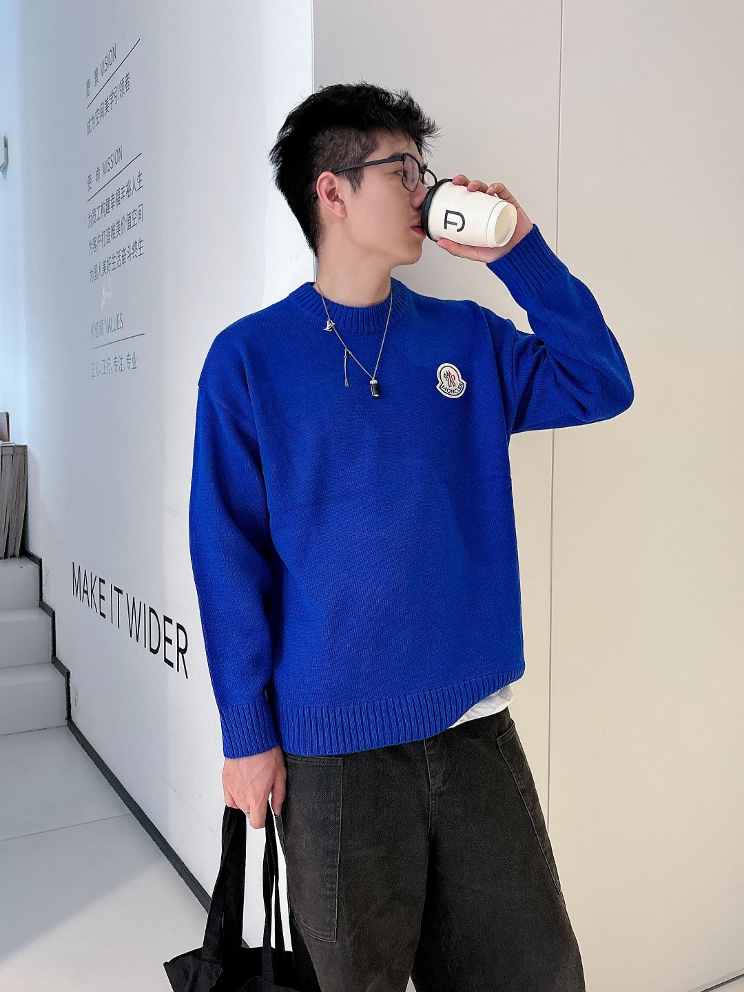 蒙口 💥独家专供新品时尚休闲毛衣 进口原版科技面料，柔软舒适，上身舒适透气，亲肤不扎人，独特混搭设计风格