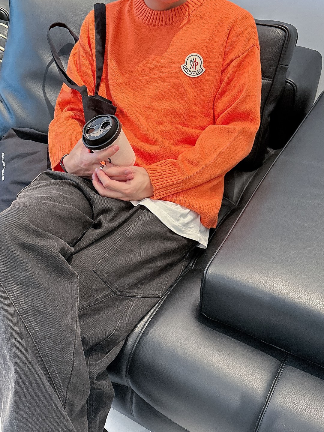 蒙口 💥独家专供新品时尚休闲毛衣 进口原版科技面料，柔软舒适，上身舒适透气，亲肤不扎人，独特混搭设计风格