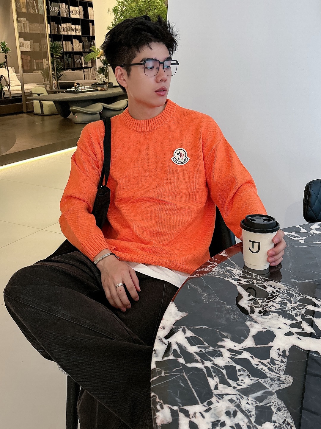 蒙口 💥独家专供新品时尚休闲毛衣 进口原版科技面料，柔软舒适，上身舒适透气，亲肤不扎人，独特混搭设计风格