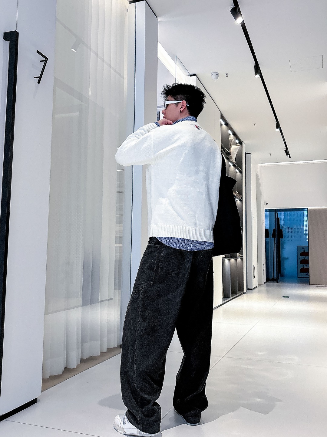 蒙口 💥独家专供新品时尚休闲毛衣 进口原版科技面料，柔软舒适，上身舒适透气，亲肤不扎人，独特混搭设计风格