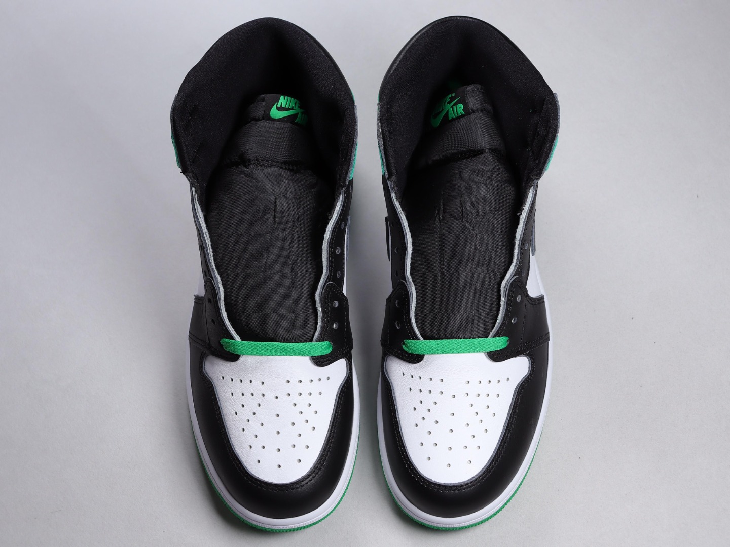 AJ新白绿尺码40.5-47.5总裁R版出品-AirJordan1HighOG“BlackandLuck