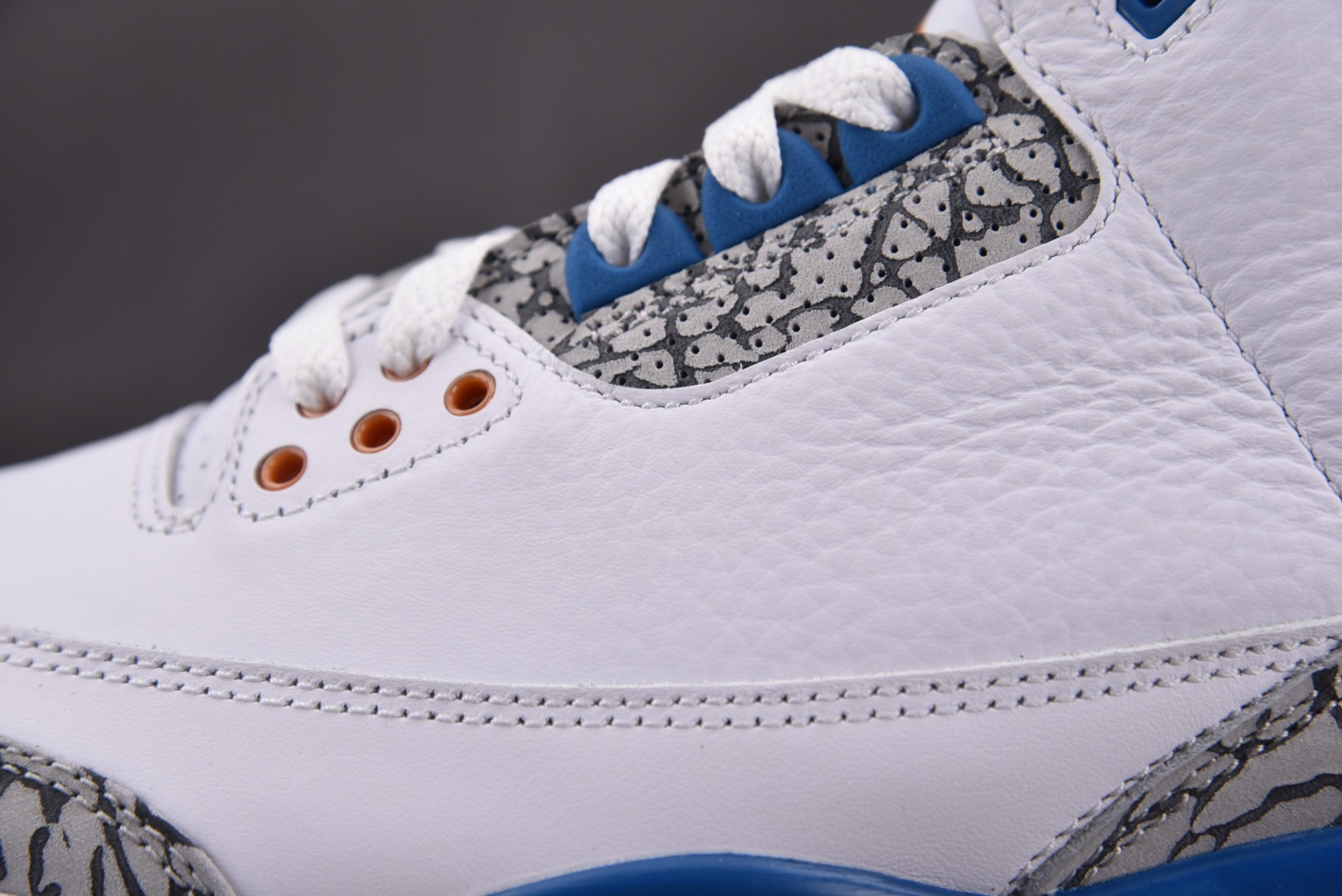 AJ3白蓝鞋码36-48.5总裁R版出品-AirJordan3Retro“WhiteandTrueBlu