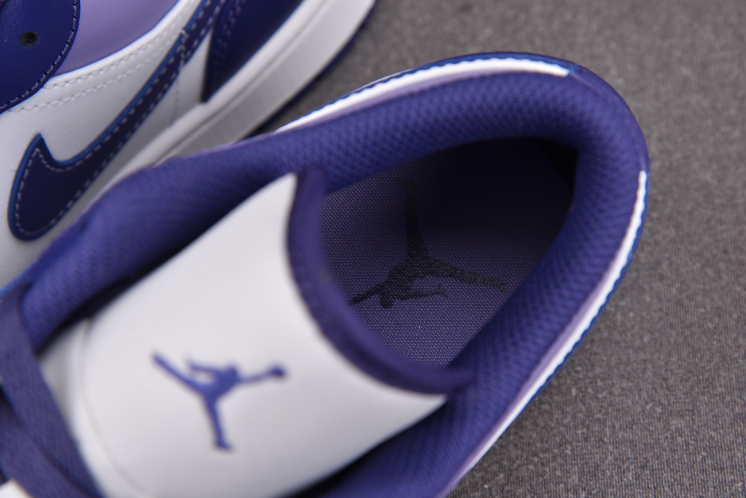 AJLow紫色尺码:40-46总裁R版出品-AirJordan1Low“CoveredPurpleTon