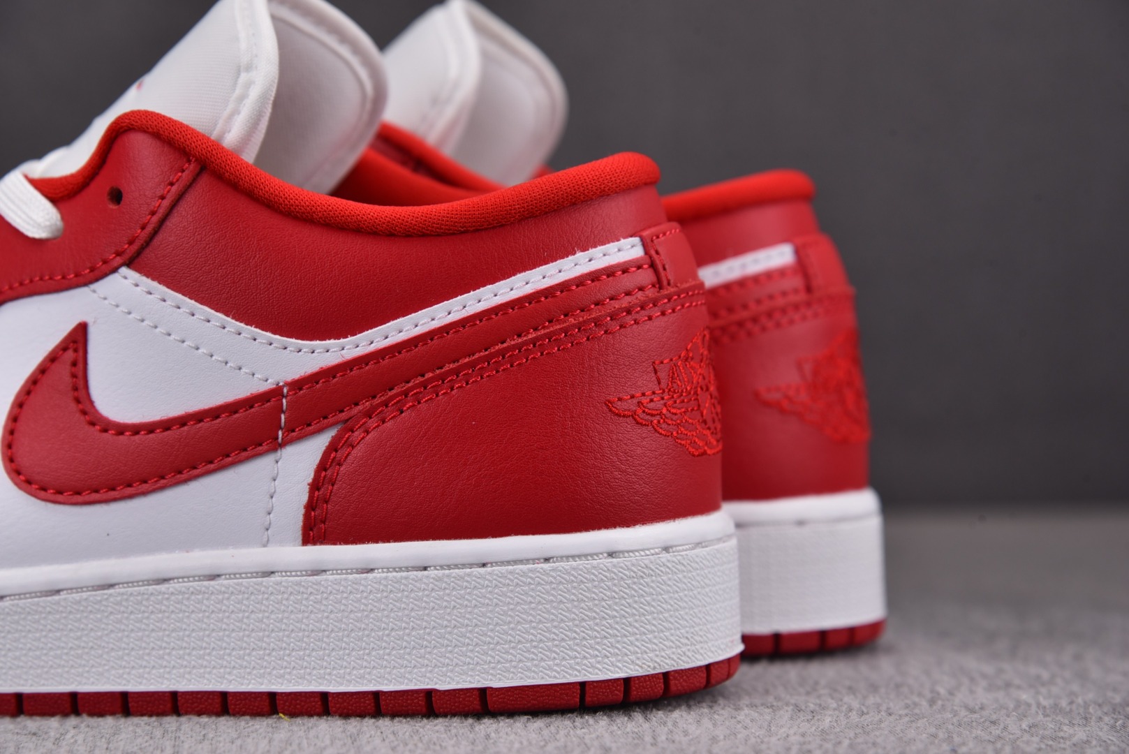 AJLow白红尺码:35.5-46总裁R版出品-AirJordan1LowGS“GymRed”白红553